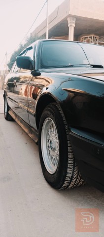 BMW موديل 91 لون اسود للبيع في ديالى