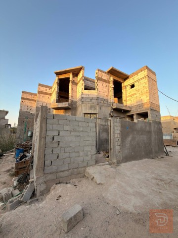 دار سكن طابقين بناء شخصي 200 متر للبيع في البصرة