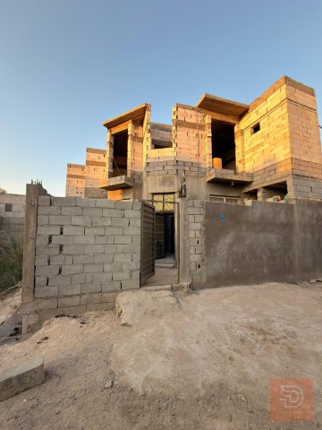 دار سكن طابقين بناء شخصي 200 متر للبيع في البصرة