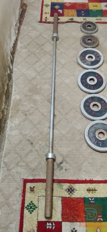 بار أولمبي وأقراص أوزان للبيع في بغداد