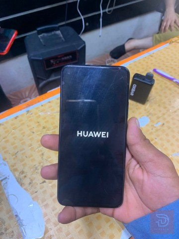 هواوي واي 9T للبيع في نينوى