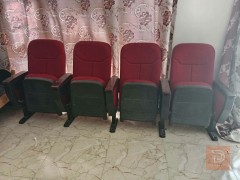 تخم وكراسي مستعمل للبيع في واسط