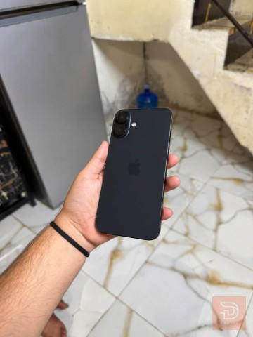 ايفون 16 بلاس نظيف اسود للبيع في بغداد