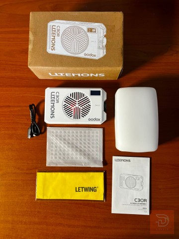 كشاف Godox Litemons C30R إضاءة LED ملونة جديد للبيع في بغداد