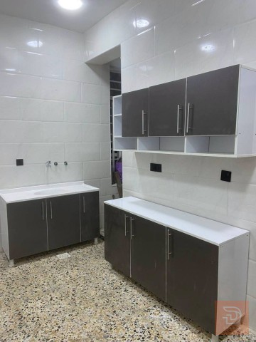 مطبخ أرضي وملحق قياس متر ونص مع سنك للبيع في كربلاء المقدسة