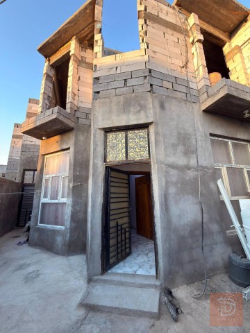 دار سكن طابقين مساحة 200 متر للبيع في البصرة
