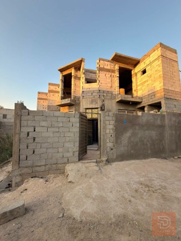 دار سكن طابقين مساحة 200 متر للبيع في البصرة