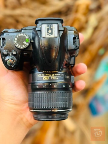 نيكون D3000 مستعمل للبيع في بغداد