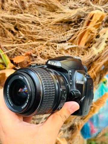نيكون D3000 مستعمل للبيع في بغداد