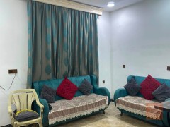 تخم عشر مقاعد نظيف مستعمل للبيع في بغداد