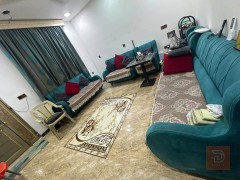 تخم عشر مقاعد نظيف مستعمل للبيع في بغداد