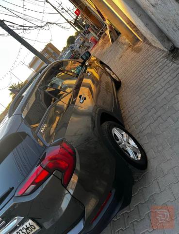 سيارة بمواصفات كاملة مستعمل للبيع في النجف الأشرف