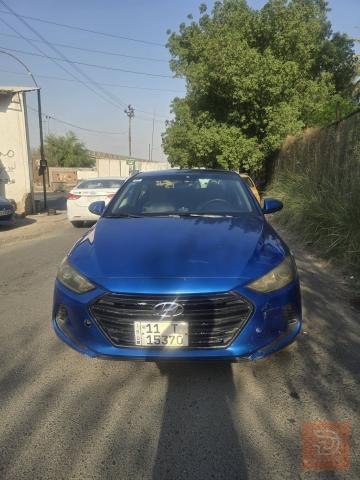 سيارة 2017 محرك 2000 للبيع في بغداد
