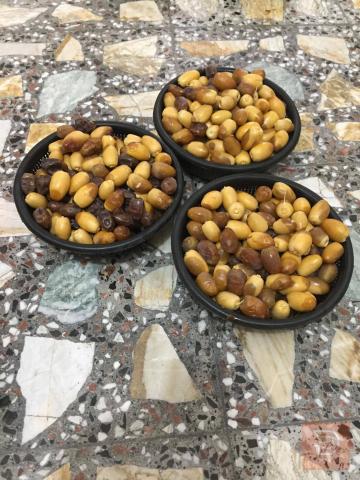 سلات تمر للبيع في كربلاء المقدسة