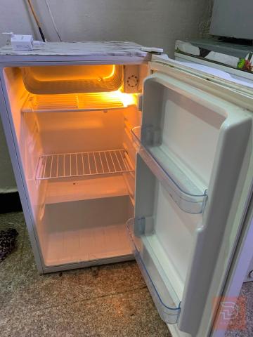 ثلاجه حجم صغير للبيع في بغداد