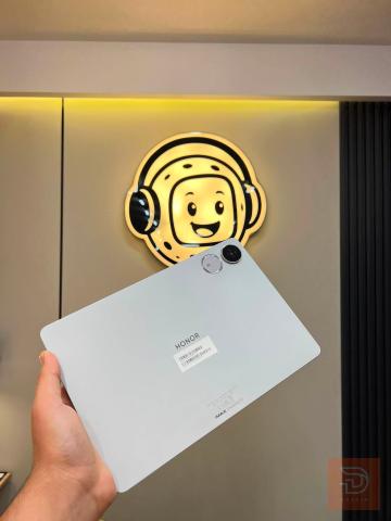 HONOR Pad V9 مع كامل ملحقات مستعمل للبيع في بغداد