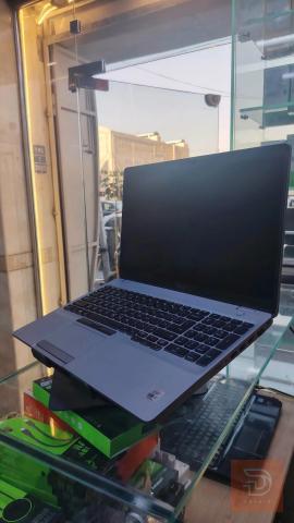 Dell Latitude 5511 مستعمل للبيع في نينوى