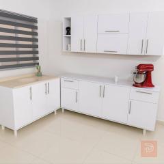 كاونتر MDF تركي اوف وايت للبيع في ميسان