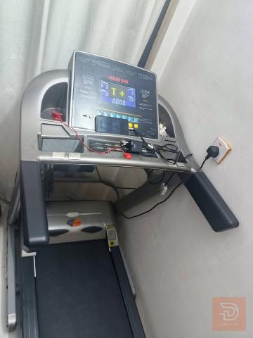 جهاز جري كهربائي House gym مستعمل للبيع في بغداد