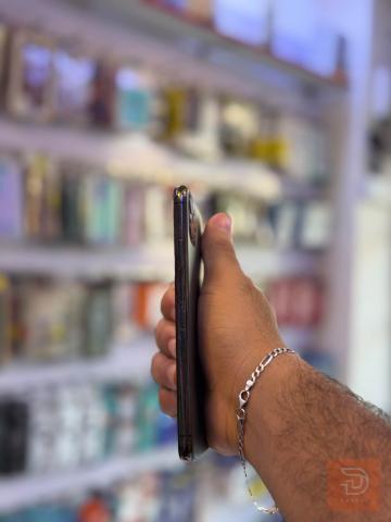 ايفون 11 برو ماكس 256 جيجا مستعمل للبيع في بغداد