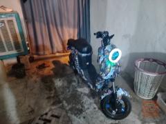 دراجة R9 مزودة بـ 6 بطاريات