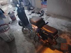 دراجة R9 مزودة بـ 6 بطاريات