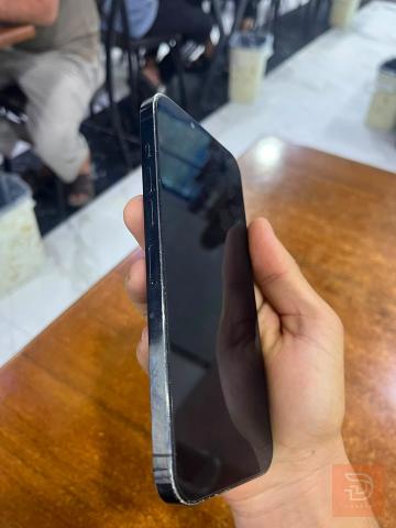 ايفون ١٣ بروماكس ٢٥٦ غيغا مستعمل للبيع في نينوى
