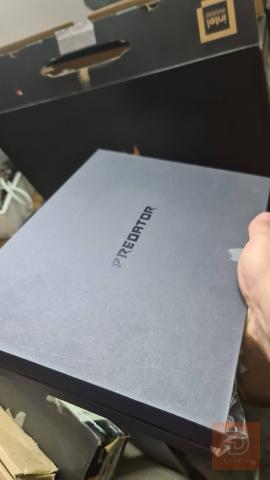 لابتوب Acer Predator Triton 14 مستعمل للبيع في بغداد
