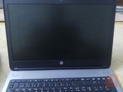 لابتوب HP حجم 15 بوصة مستعمل للبيع في بغداد