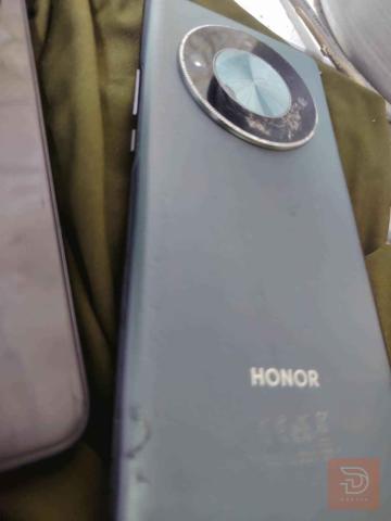 HONOR x9d 5G مستعمل للبيع في بغداد