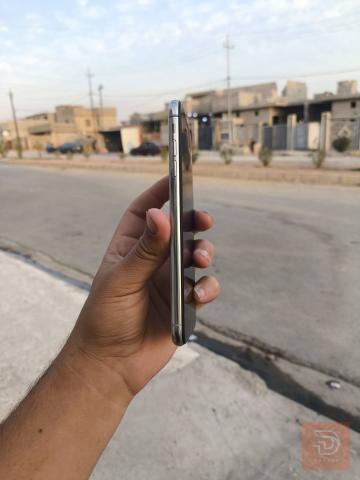 آبل آيفون XS Max بسعة 256 غيغا مستعمل للبيع في نينوى