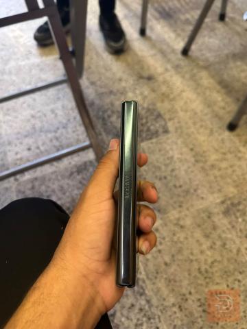 Galaxy Z Fold3 مستعمل للبيع في نينوى