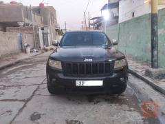 جيب لاريدو 2011 اسود للبيع في بابل