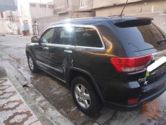 جيب لاريدو 2011 اسود للبيع في بابل