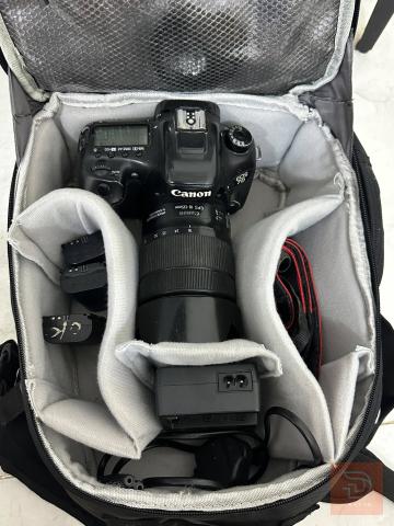 كاميرا Canon 7D Mark II مع عدسة وملحقات مستعمل للبيع في بغداد