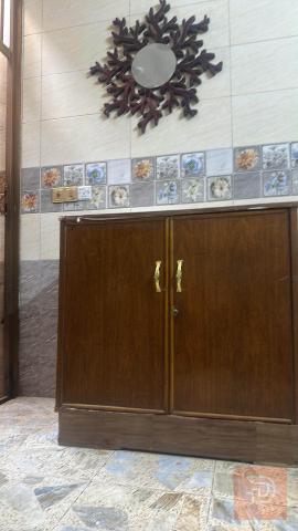 بوفيه عدد اثنين متشابهين للبيع في بغداد