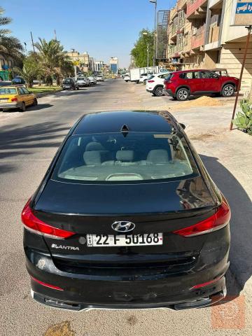 سيارة محرك 2000 دوش