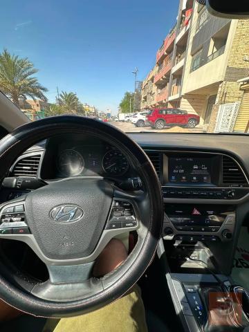 سيارة محرك 2000 دوش