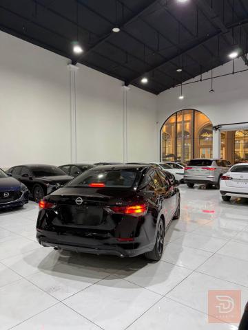 نيسان سنترا 2024 SV أسود للبيع في أربيل