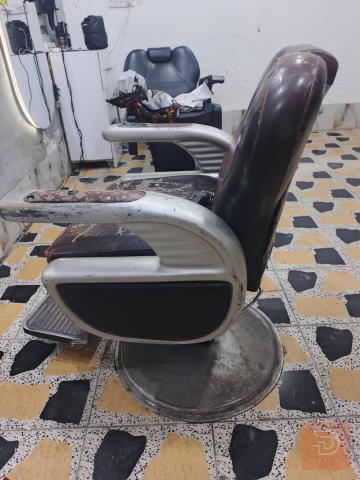 كرسي حلاق مستعمل للبيع في واسط