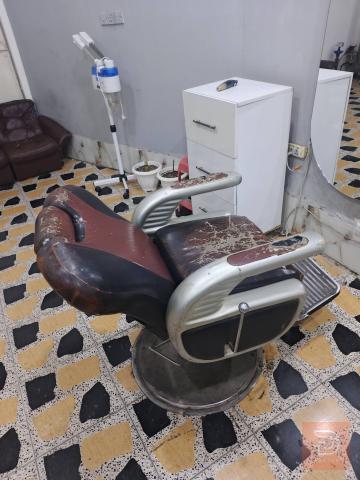 كرسي حلاق مستعمل للبيع في واسط