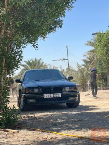 سيارة في الديوانية