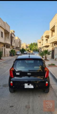 ورقة كيا بيكانتو ٢٠١٣ نظيفة للبيع في بغداد