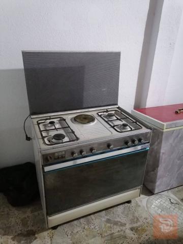 طباخ نظيف مستعمل للبيع في النجف الأشرف