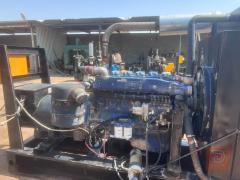 مولد شتاير 250 KVA مستعمل للبيع في الأنبار