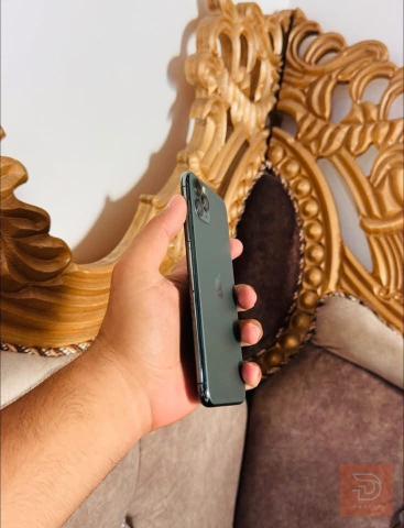 ايفون 11 برو ماكس 256 غيغا مستعمل للبيع في نينوى