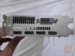 كارت شاشة RX 580 حجم 8 جيجا مستعمل للبيع في بغداد