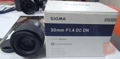عدسة Sigma 30mm f/1.4 لسوني E-Mount مستعمل للبيع في بغداد