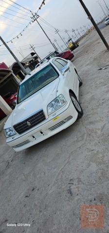 تويوتا كراون 2001 للبيع في البصرة