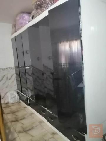 كنتور 6 أبواب و3 مجرات نظيف مستعمل للبيع في بغداد